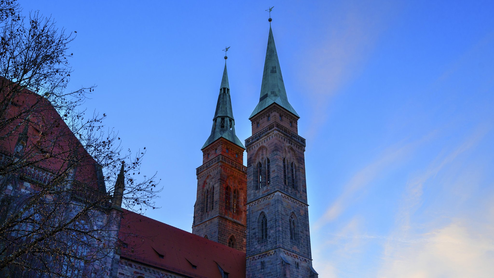 St. Sebalduskirche in Nürnberg (Archiv- und Symbolbild) | Bild: picture alliance / imageBROKER|Helmut Meyer zur Capellen St. Sebalduskirche in Nürnberg (Archiv- und Symbolbild)